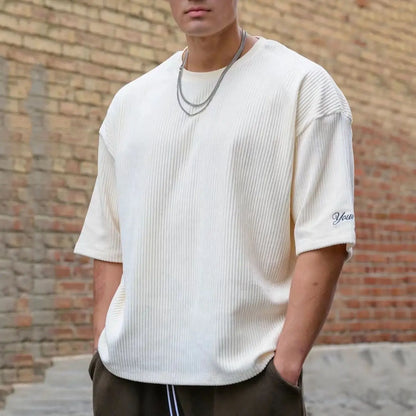 Short Sleeve Man Streetwear T-Shirts Fashion Casual Loose Pullovers Simplicity Handsome round Neck Spring Summer Men'S Clothing