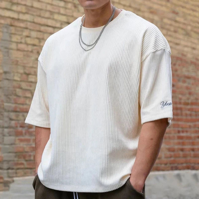 Short Sleeve Man Streetwear T-Shirts Fashion Casual Loose Pullovers Simplicity Handsome round Neck Spring Summer Men'S Clothing